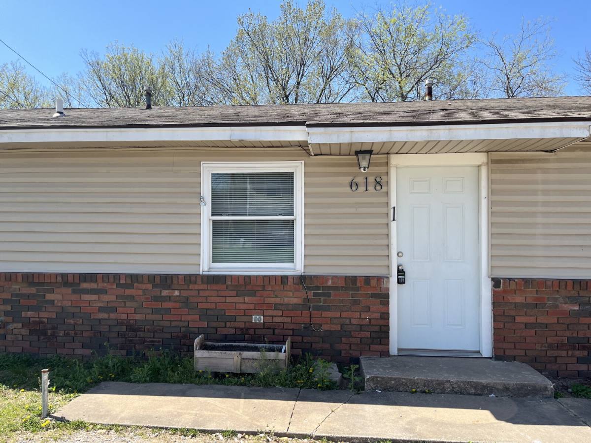 Apartment for rent at 618 N Fairland Ave #66-4, Coweta, OK 74429
