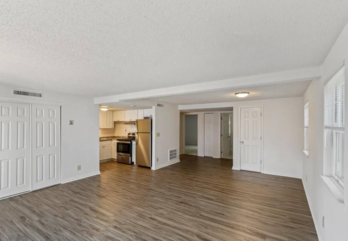 Townhouse for rent at Winchester Park & Woods, 125 Village Green N, Riverside, RI 02915
