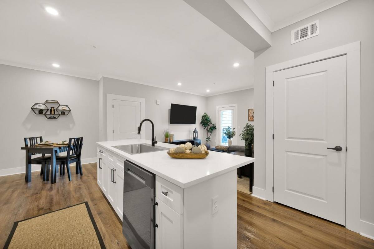 Apartment for rent at 5891 Thomaston Rd, Macon, GA 31220