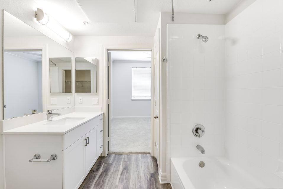 Apartment for rent at 1235 W Town & Country Rd, Orange, CA 92868