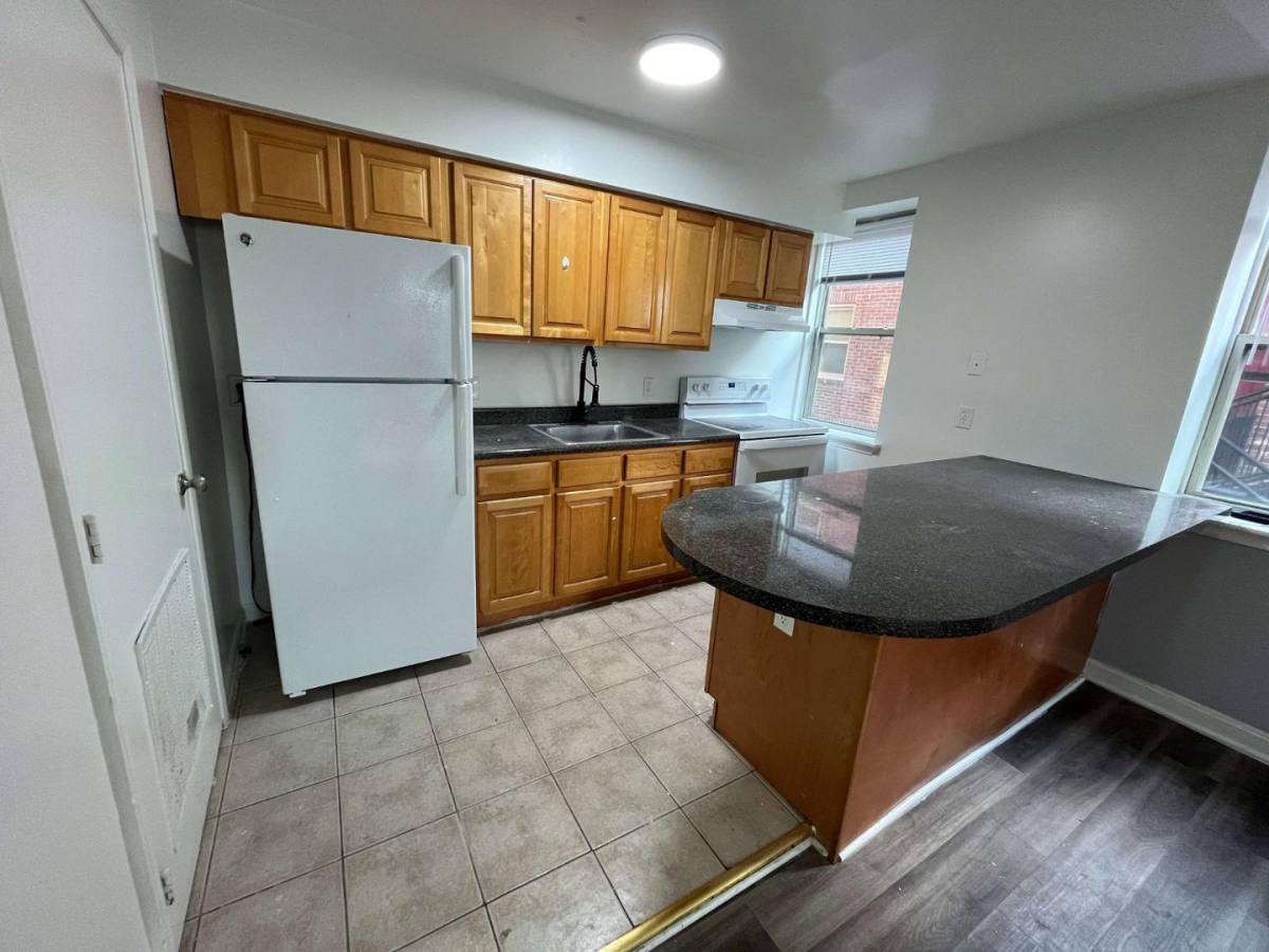 Apartment for rent at 2906 Reisterstown Rd #082F, Baltimore, MD 21215