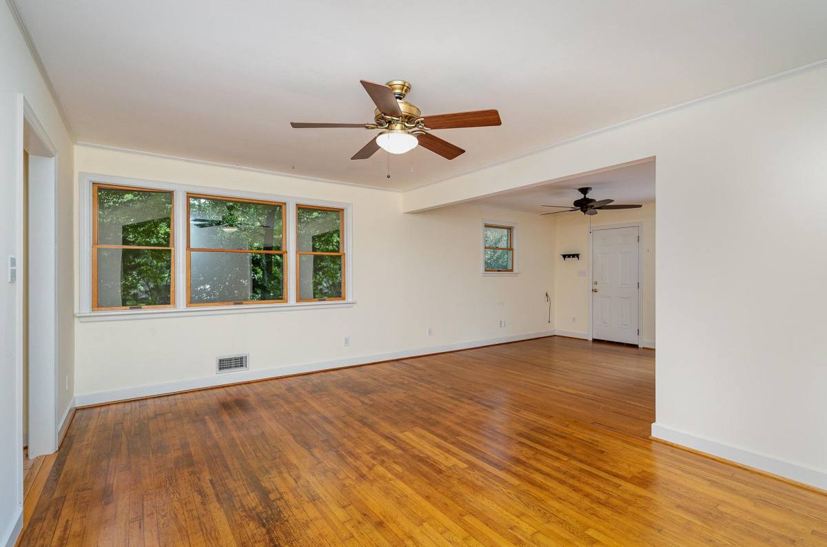 House for rent at 4344 University Dr, Charlotte, NC 28209