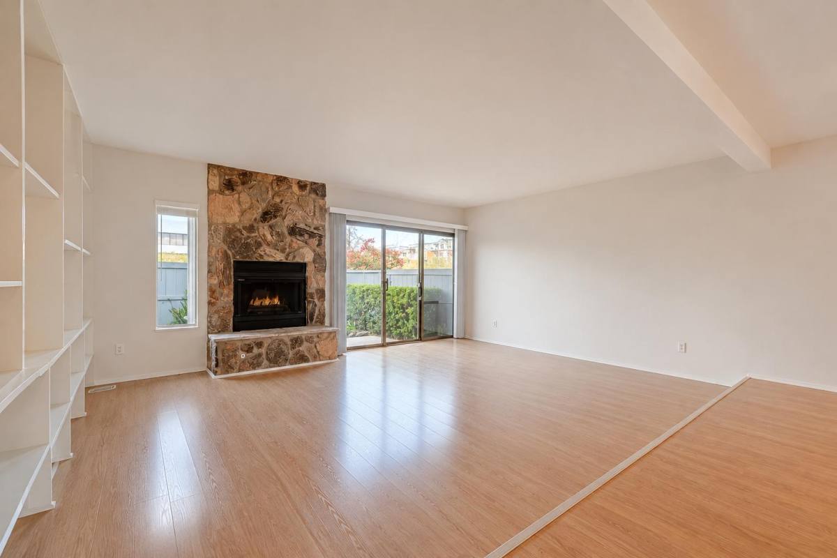 Townhouse for rent at Casa Madera, 31 Sandpiper Circle #1, Corte Madera, CA 94925