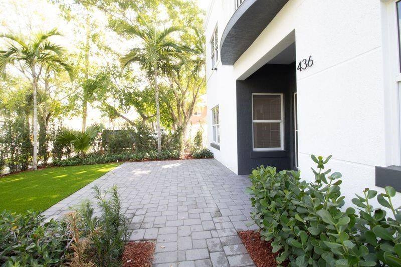 Townhouse for rent at 436 SE 16th St #1, Fort Lauderdale, FL 33316
