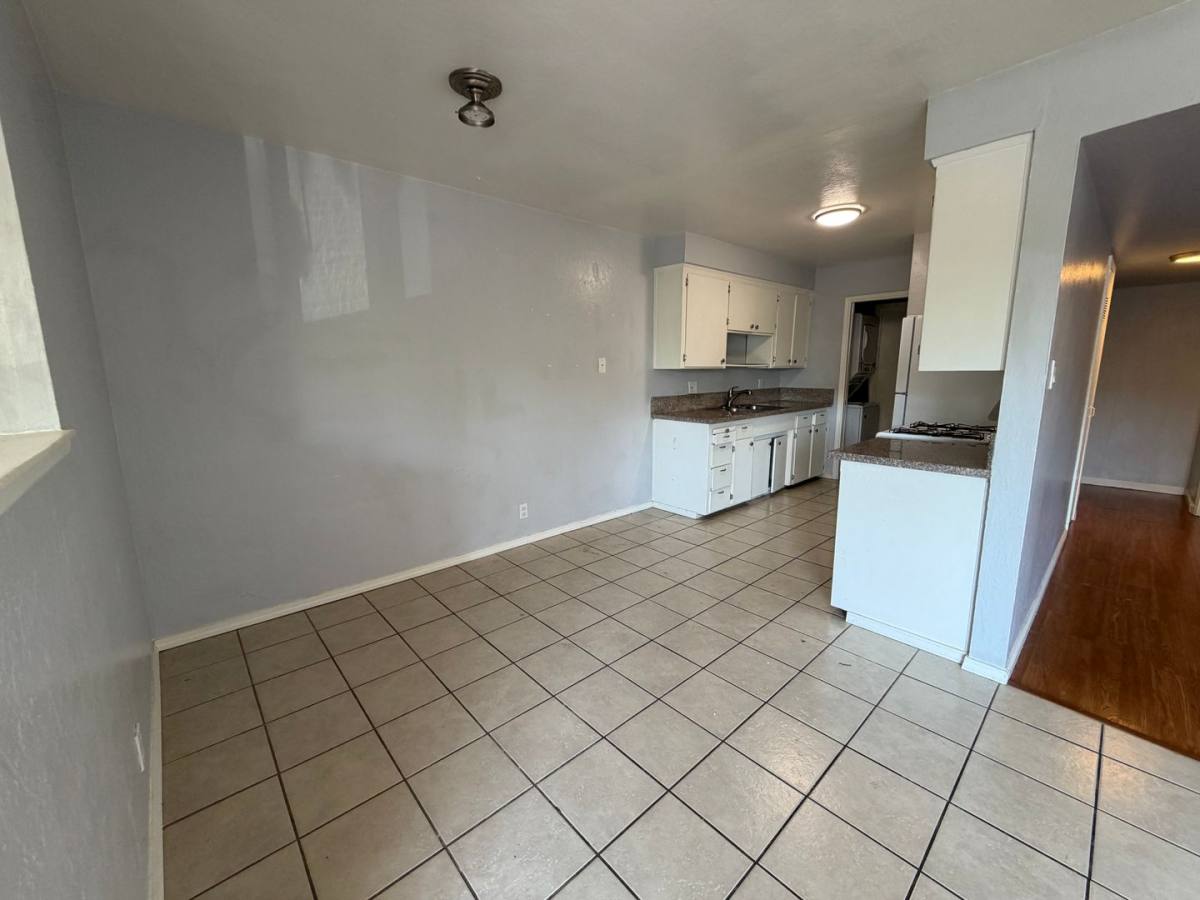 Apartment for rent at 7905 Leona Way, Roseville, CA 95661