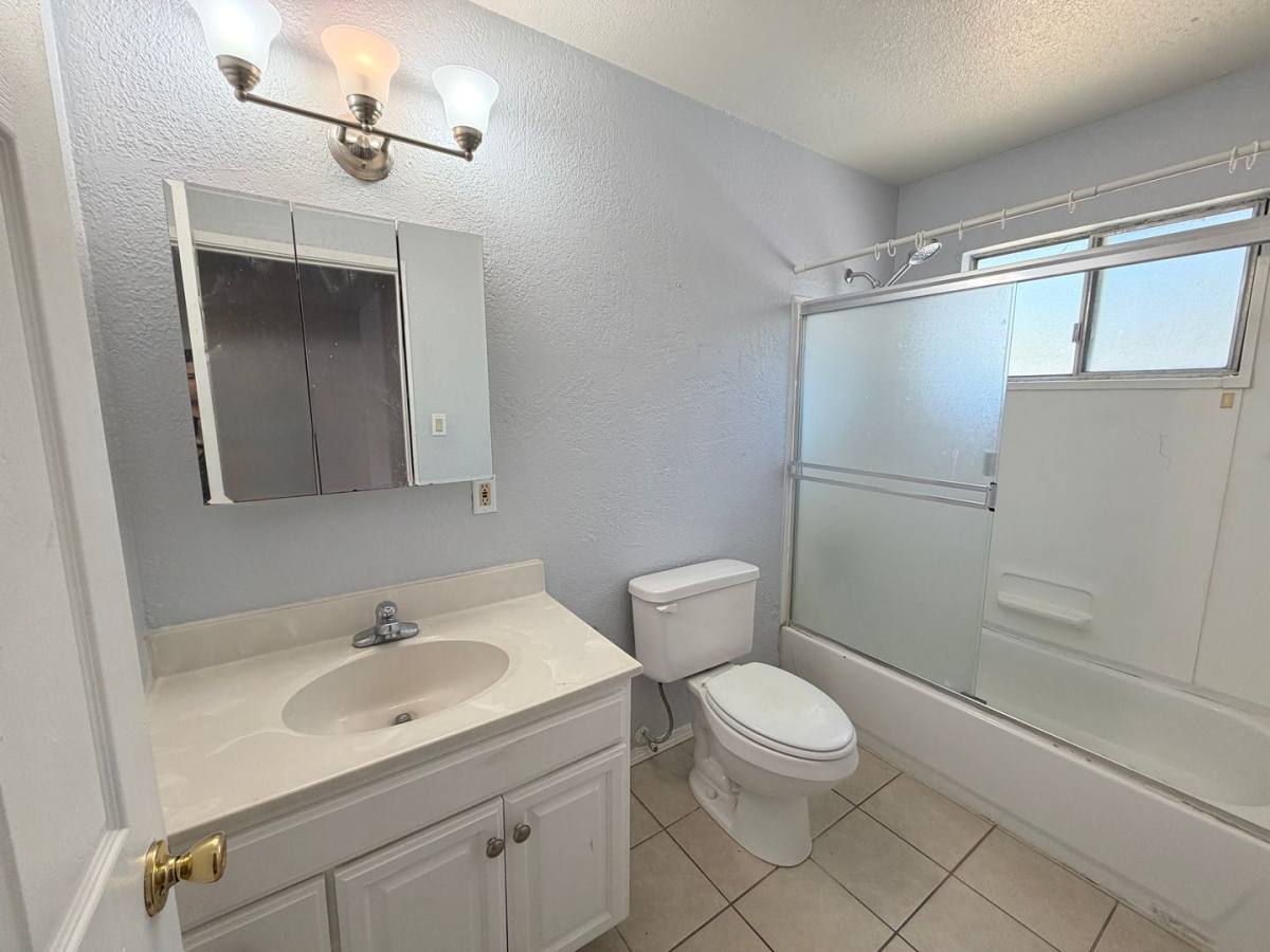 Apartment for rent at 7905 Leona Way, Roseville, CA 95661