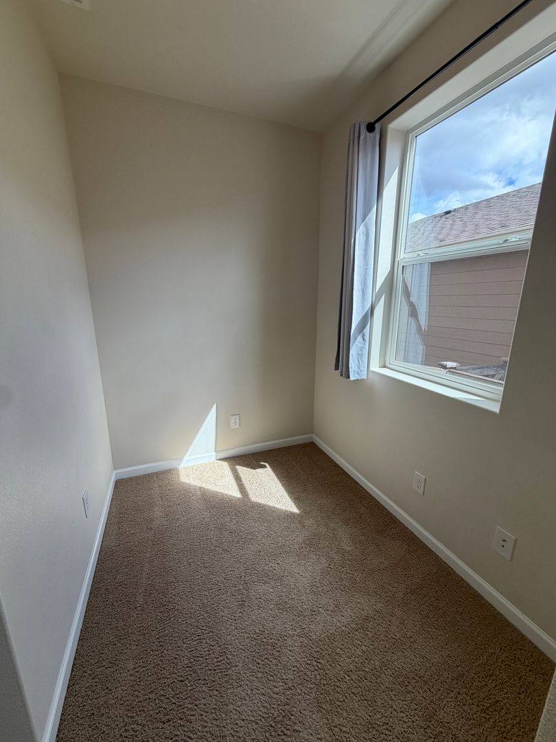 House for rent at 1922 193rd St E, Spanaway, WA 98387