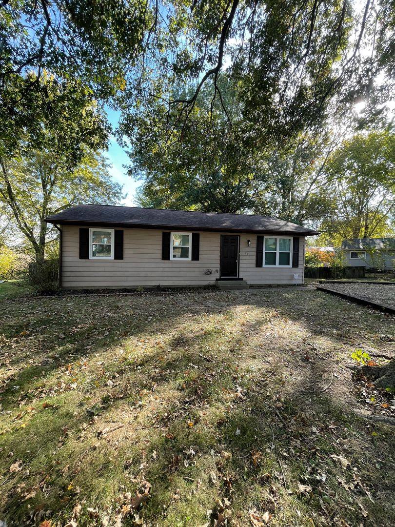 House for rent at 22 Pageant Court, Belleville, IL 62220