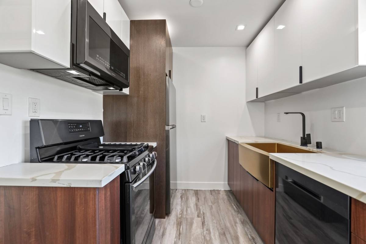 Apartment for rent at 2814 Sichel St, Los Angeles, CA 90031
