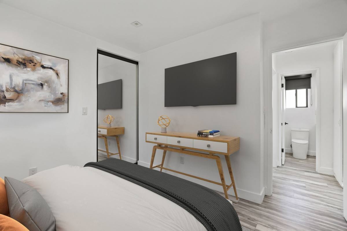 Apartment for rent at 2814 Sichel St, Los Angeles, CA 90031