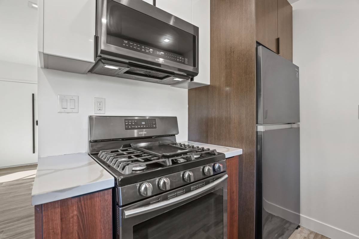 Apartment for rent at 2814 Sichel St, Los Angeles, CA 90031
