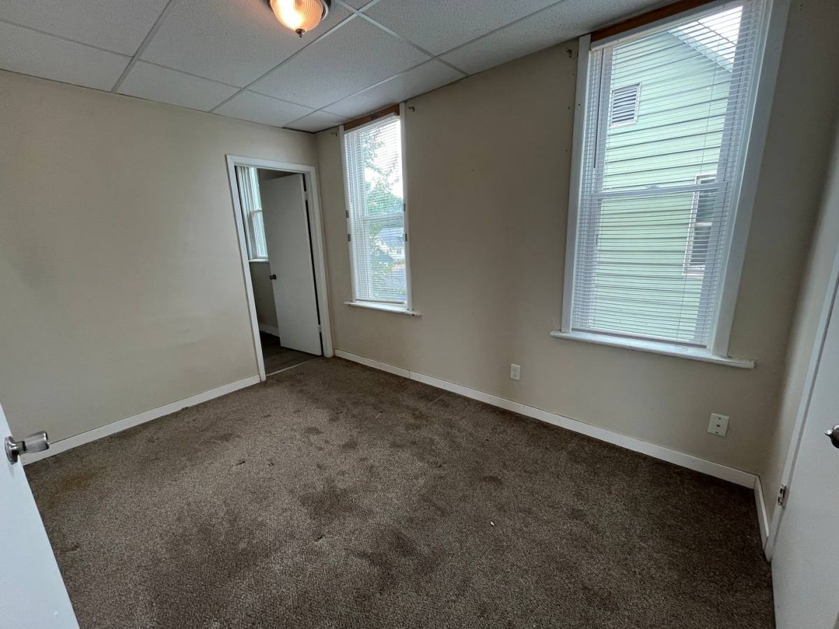 Townhouse for rent at 1122 16th Ave, Moline, IL 61265