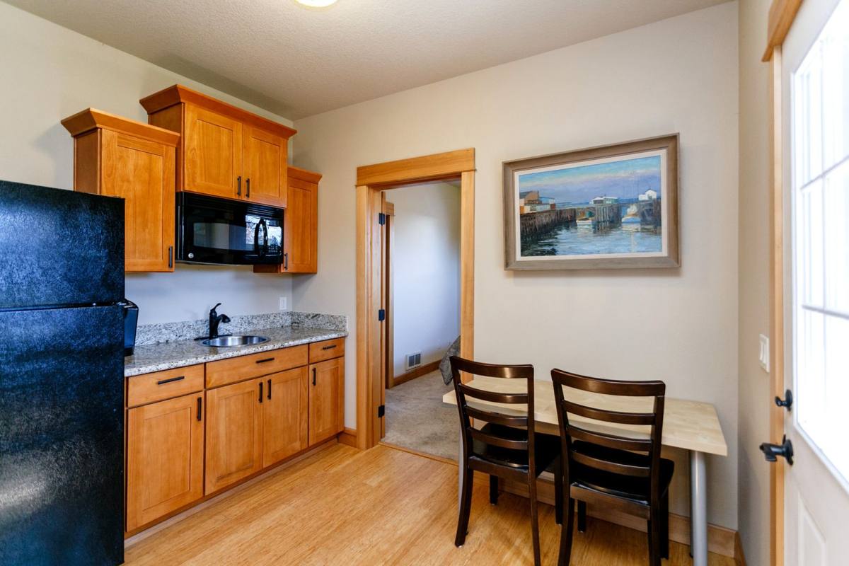 House for rent at 675 Larch Court, Hood River, OR 97031