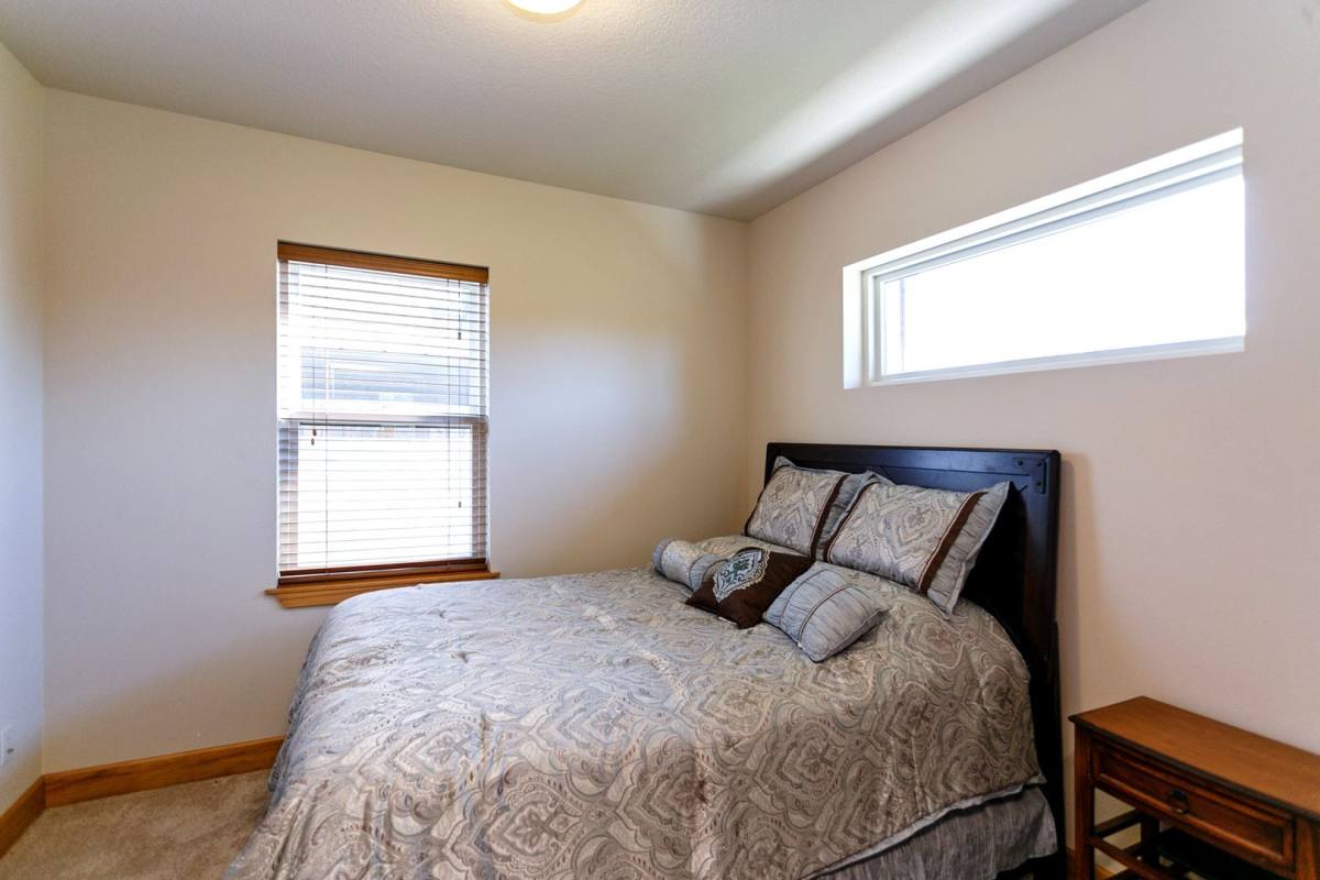 House for rent at 675 Larch Court, Hood River, OR 97031