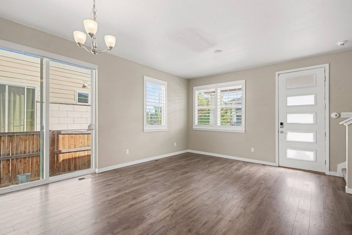 Townhouse for rent at 21833 E 8th Ave, Aurora, CO 80018