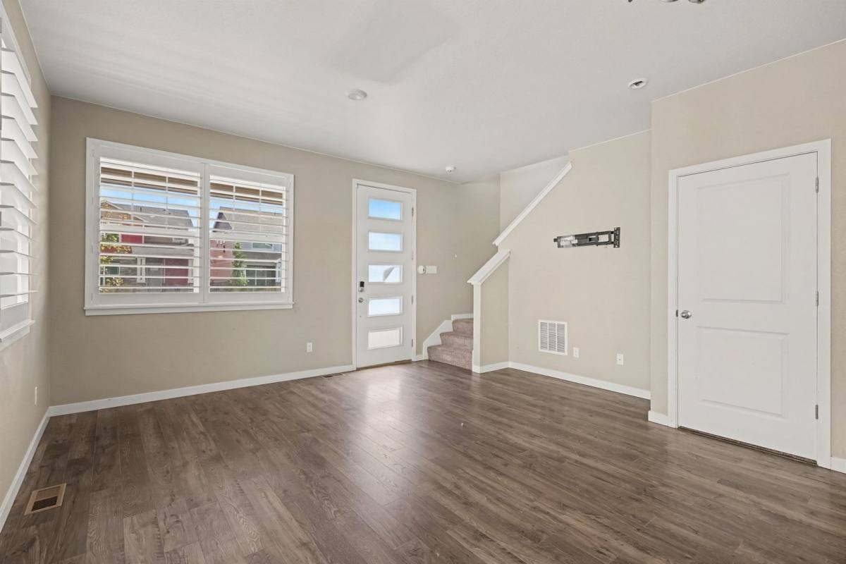 Townhouse for rent at 21833 E 8th Ave, Aurora, CO 80018