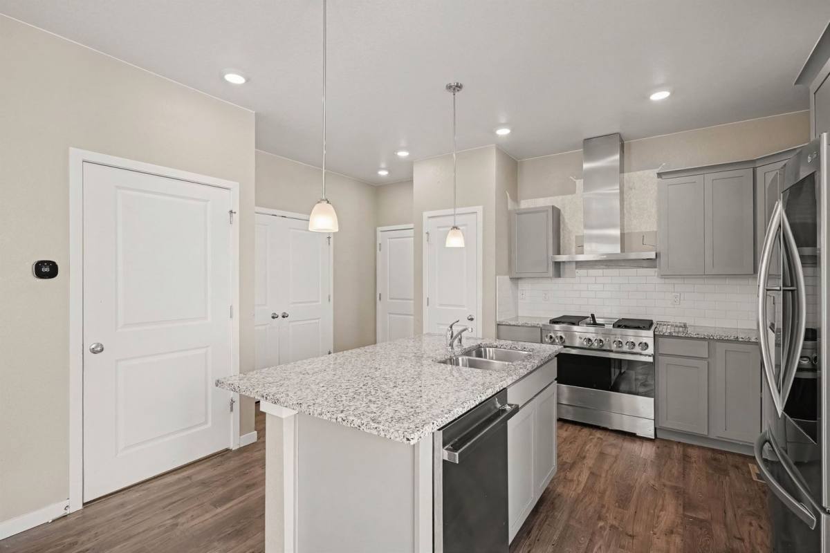 Townhouse for rent at 21833 E 8th Ave, Aurora, CO 80018