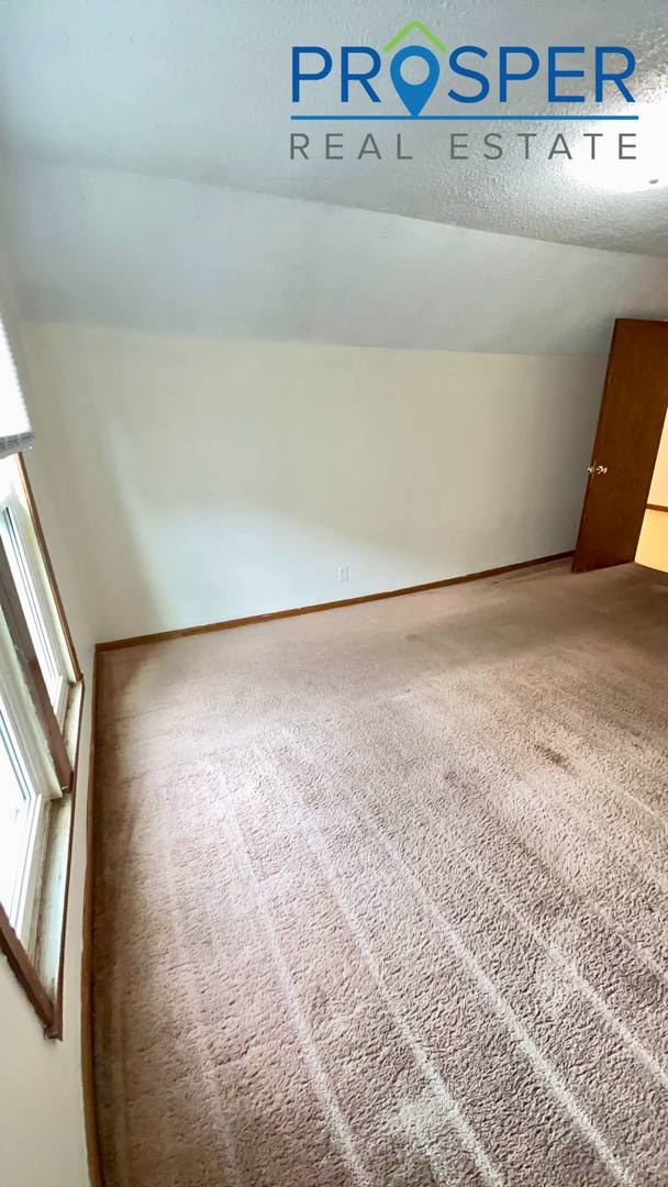1020 Fifth Ave, Eau Claire, WI 54703 - Apartment for Rent - Image 6
