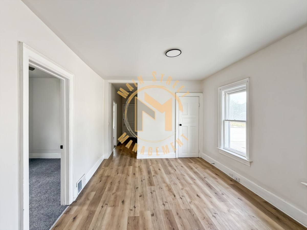 Apartment for rent at 1501 S 10th St, Manitowoc, WI 54220