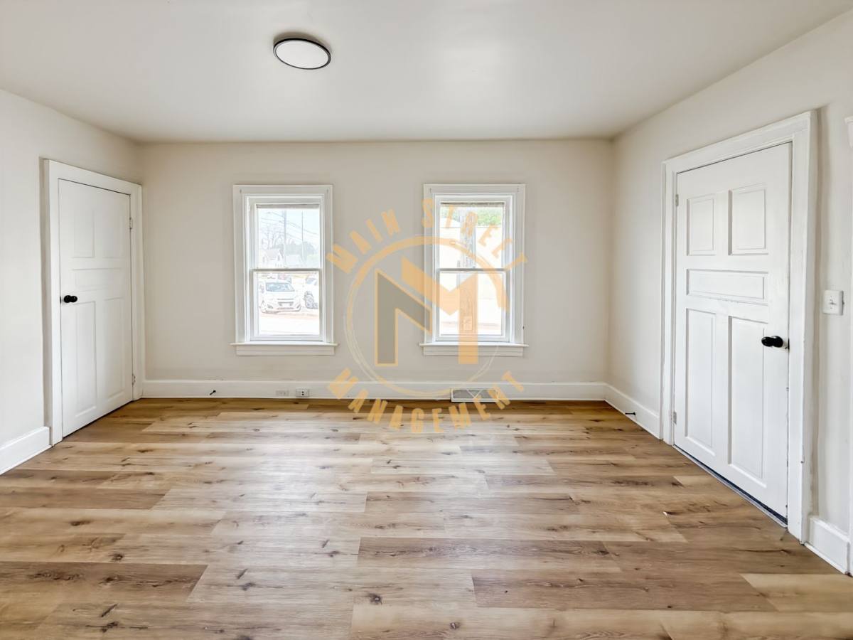 Apartment for rent at 1501 S 10th St, Manitowoc, WI 54220