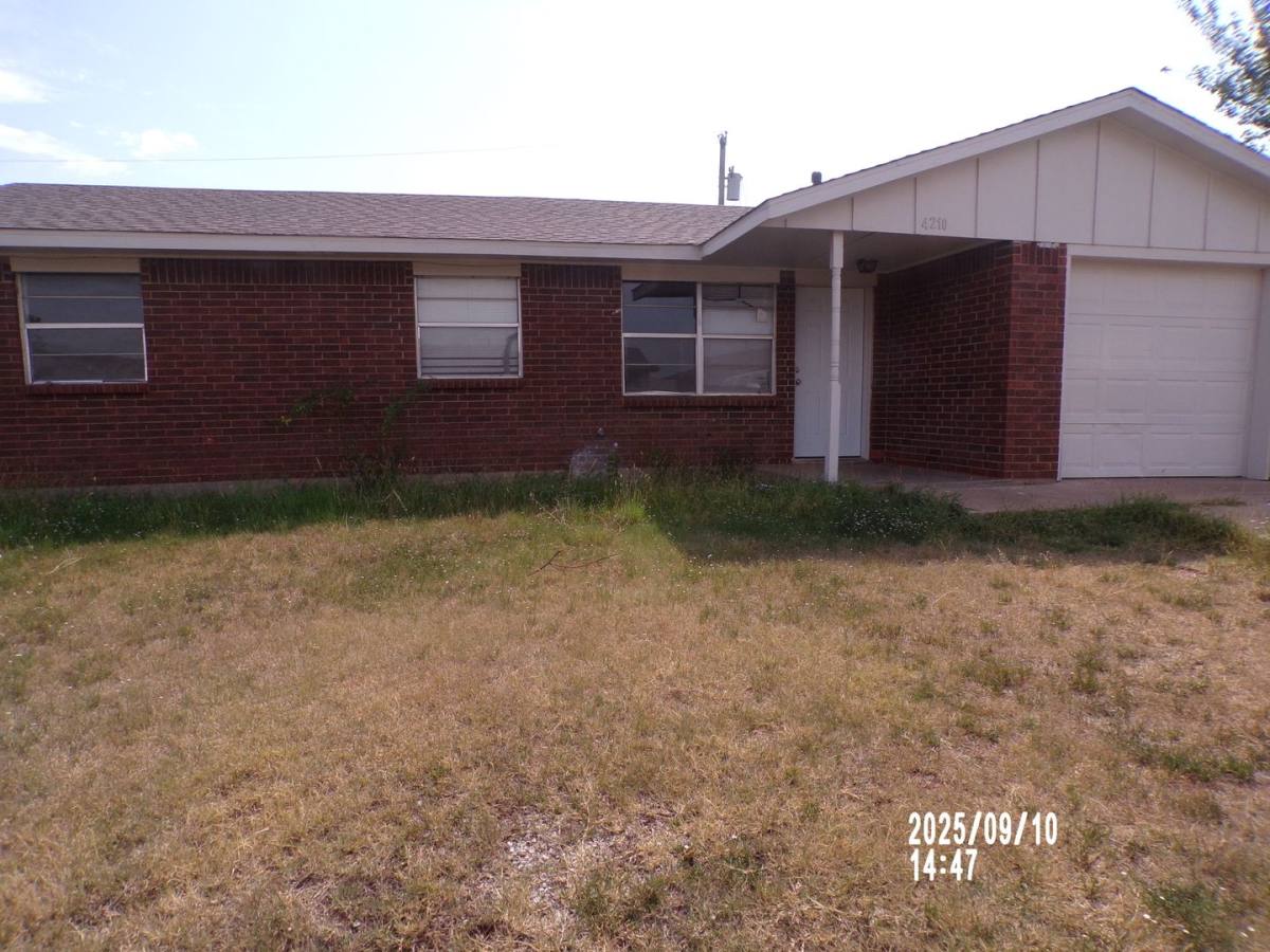 House for rent at 4210 SW Summit Ave, Lawton, OK 73505