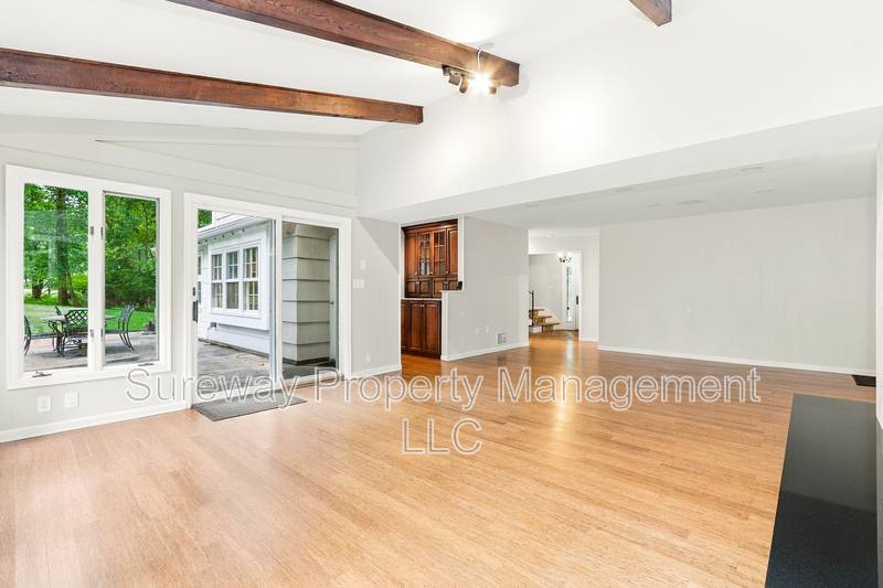 House for rent at 14 Toth Lane, Rocky Hill, NJ 08553