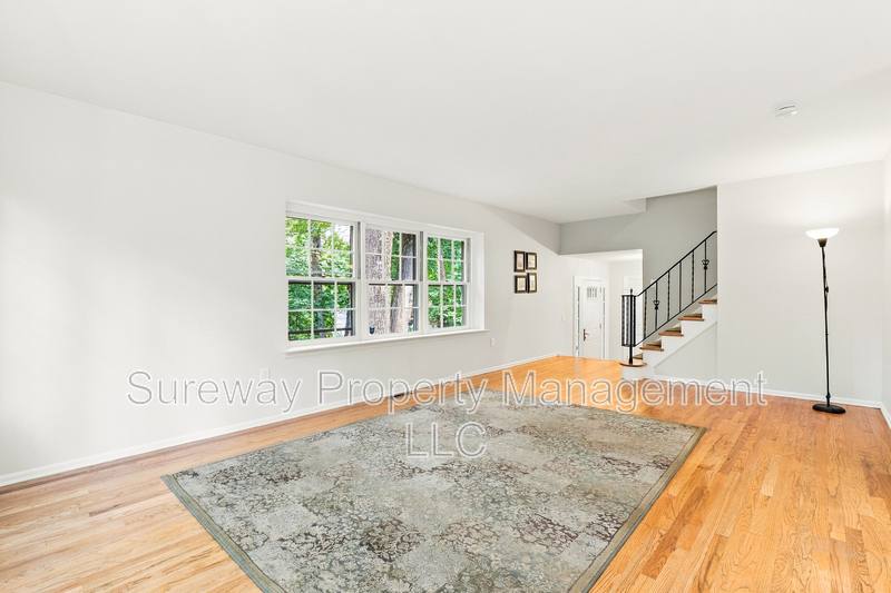House for rent at 14 Toth Lane, Rocky Hill, NJ 08553