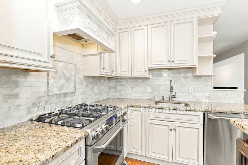 House for rent at 14 Toth Lane, Rocky Hill, NJ 08553