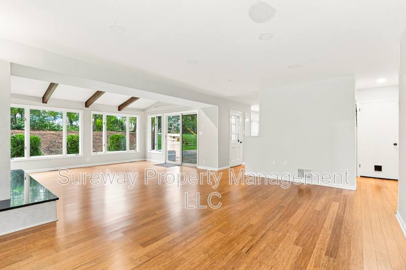 House for rent at 14 Toth Lane, Rocky Hill, NJ 08553