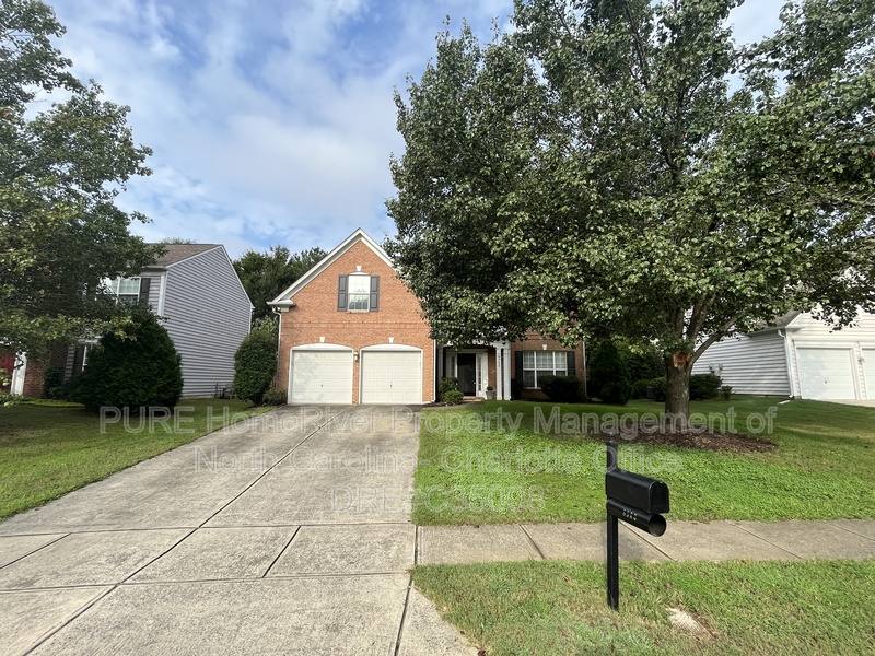 House for rent at 8903 Darcy Hopkins Dr, Charlotte, NC 28277