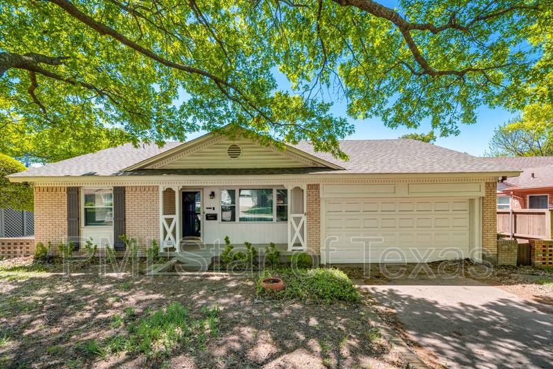House for rent at 11643 Rogue Way, Dallas, TX 75218
