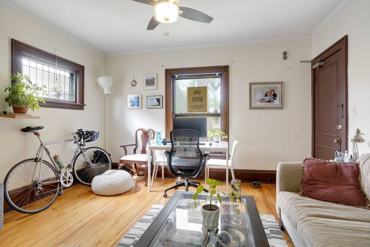 Apartment for rent at 3845 Grand Ave S, Minneapolis, MN 55409