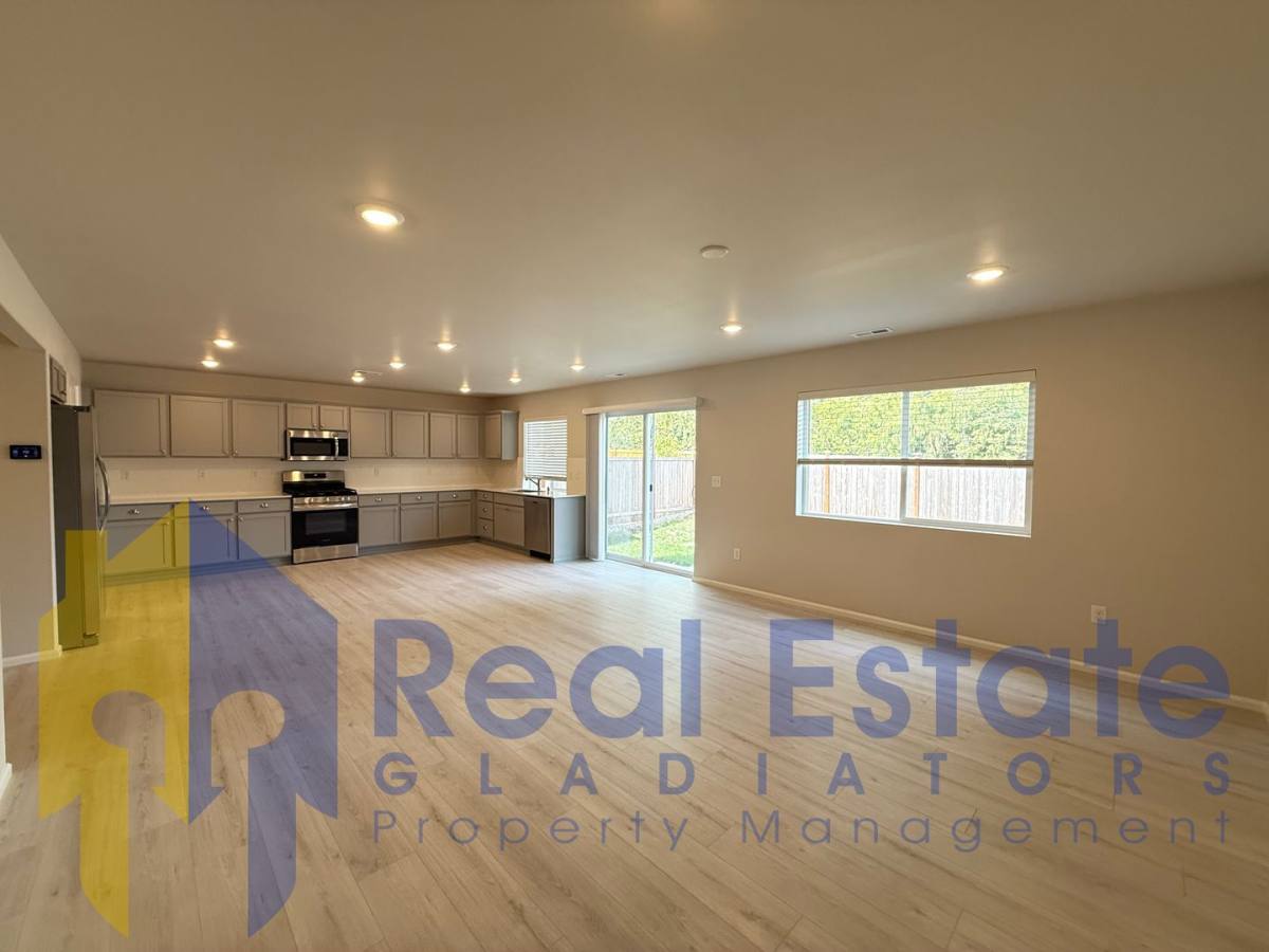 House for rent at 1055 17th Ave, Sultan, WA 98294