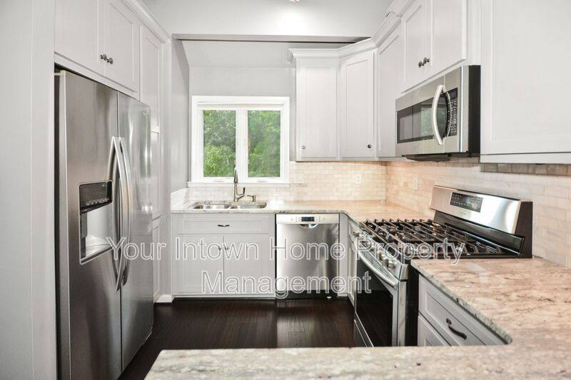 Townhouse for rent at 1415 N Druid Hills Rd NE, Atlanta, GA 30319