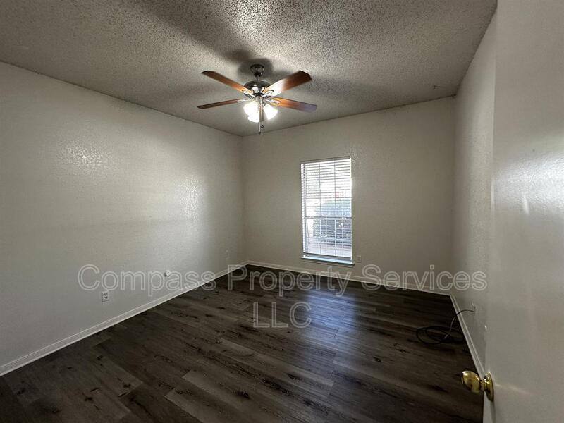 Apartment for rent at 1909A S 14th St #1909A, Waco, TX 76706