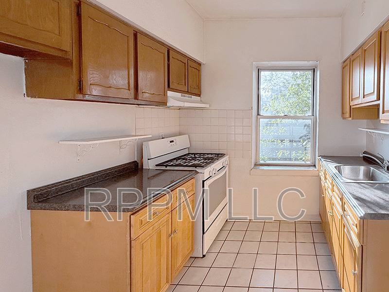Apartment for rent at 109 William St #8, Belleville, NJ 07109