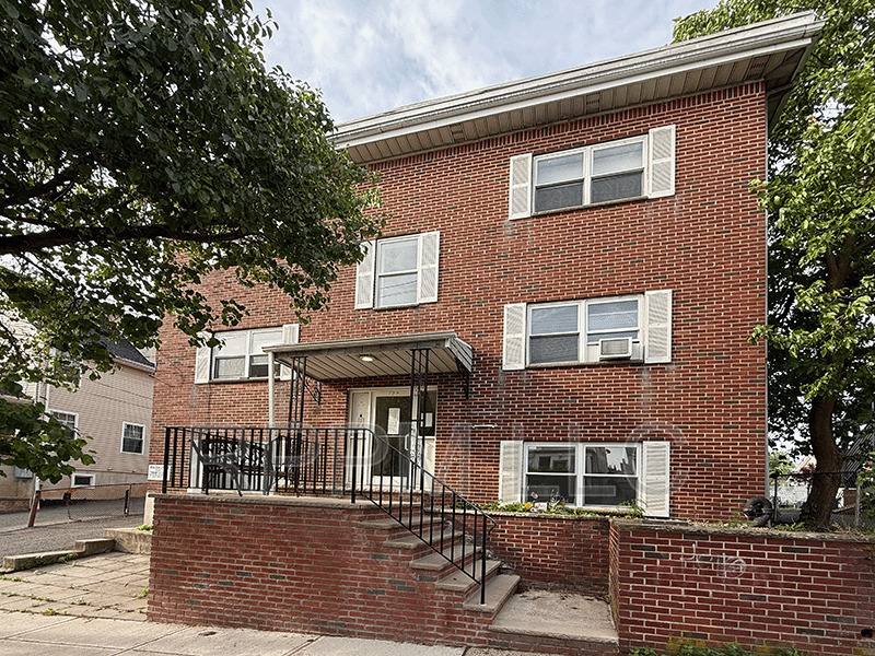 Apartment for rent at 109 William St #8, Belleville, NJ 07109