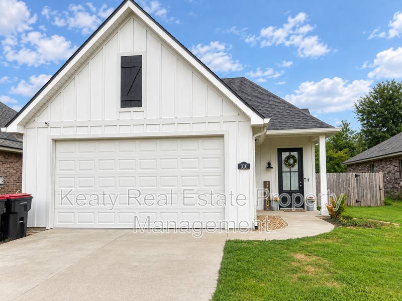 House for rent at 316 Adry Lane, Youngsville, LA 70592