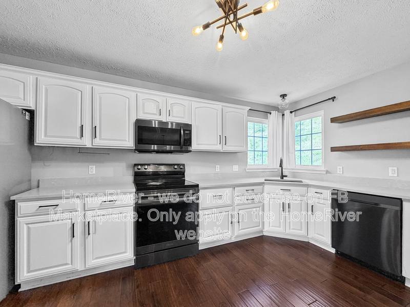 Townhouse for rent at 220 Maple Ridge Dr, Canonsburg, PA 15317