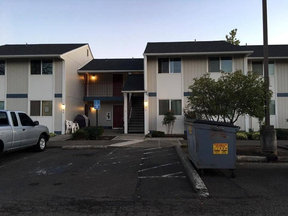 Apartment for rent at 2745 Warner Ave W, Enumclaw, WA 98022
