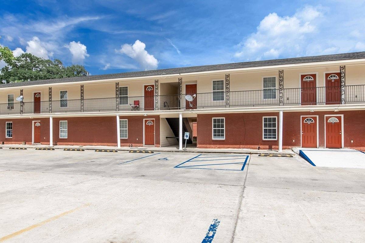 Apartment for rent at 4115 Mohican-Prescott Crossover, Baton Rouge, LA 70805