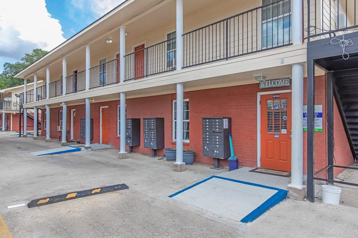 Apartment for rent at 4115 Mohican-Prescott Crossover, Baton Rouge, LA 70805