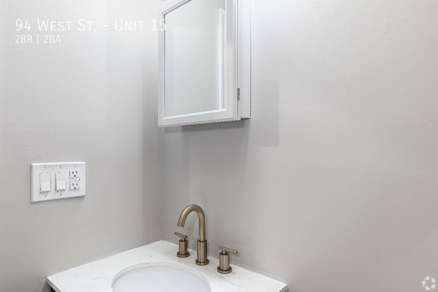 Apartment for rent at 94 W St, Vernon Rockville, CT 06066