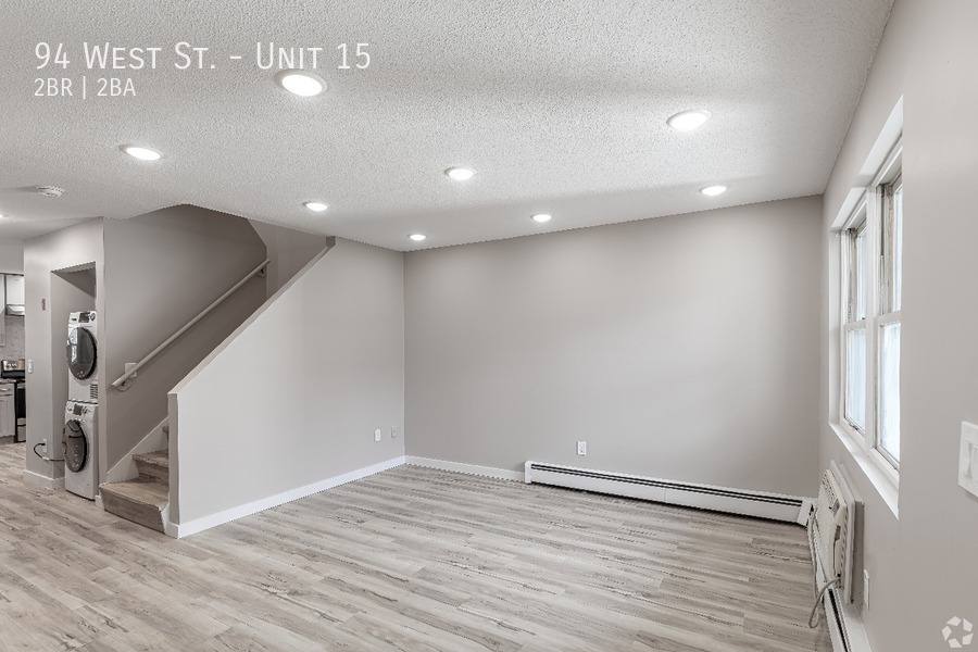 Apartment for rent at 94 W St, Vernon Rockville, CT 06066