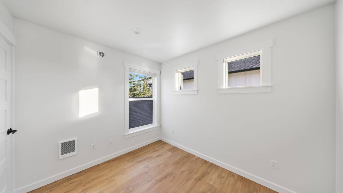 House for rent at 2130 32nd St, Anacortes, WA 98221