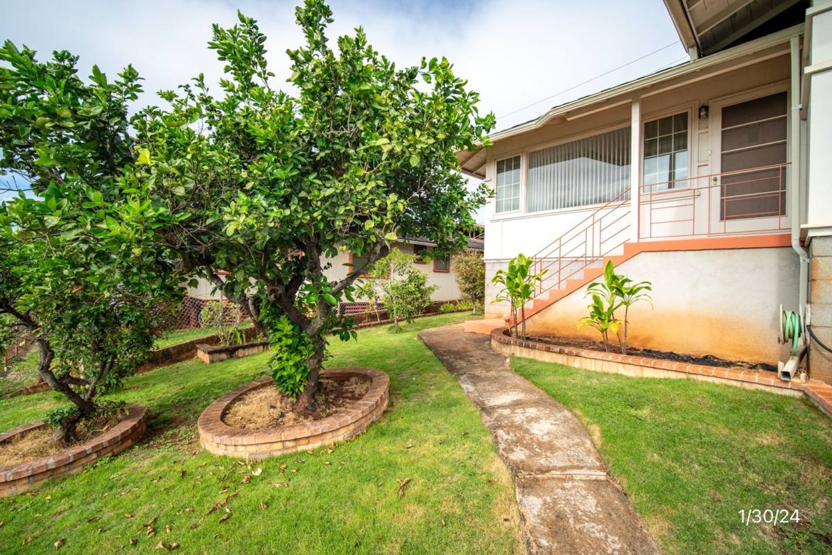 House for rent at 99-430 Poaha Place, Aiea, HI 96701
