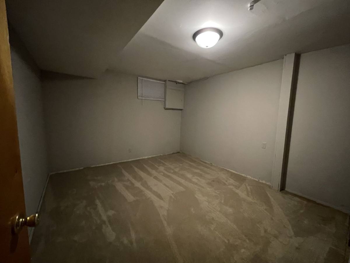 House for rent at 8462 Grand Ave, Omaha, NE 68134