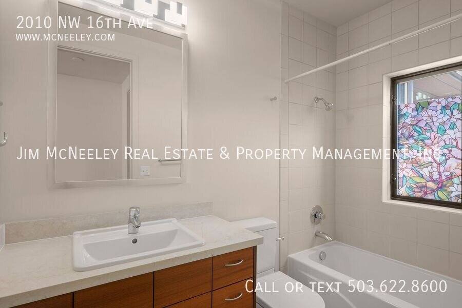 House for rent at 2010 NW 16th Ave, Portland, OR 97209