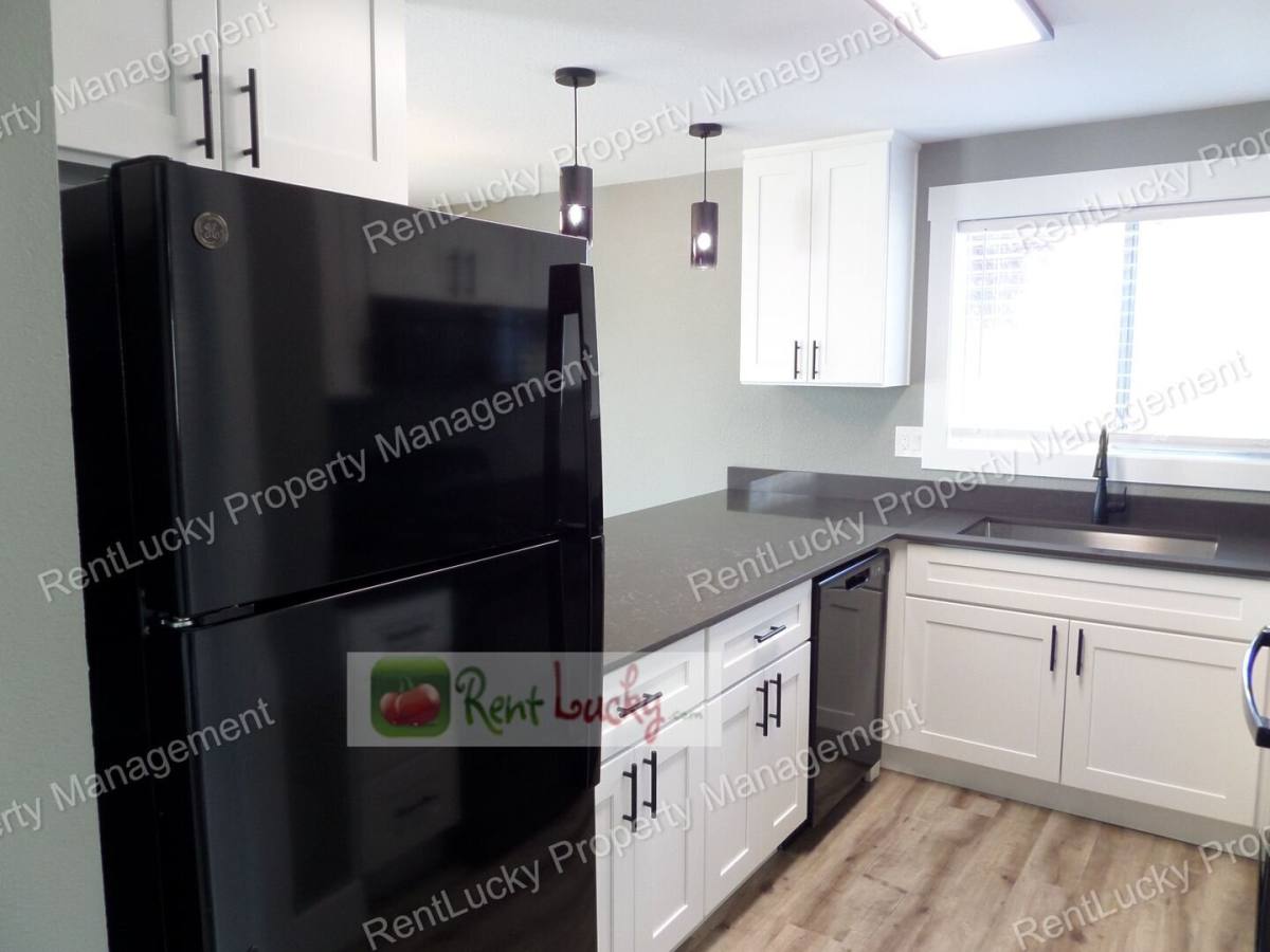 Apartment for rent at 2612 Laukala Place #D, Enumclaw, WA 98022