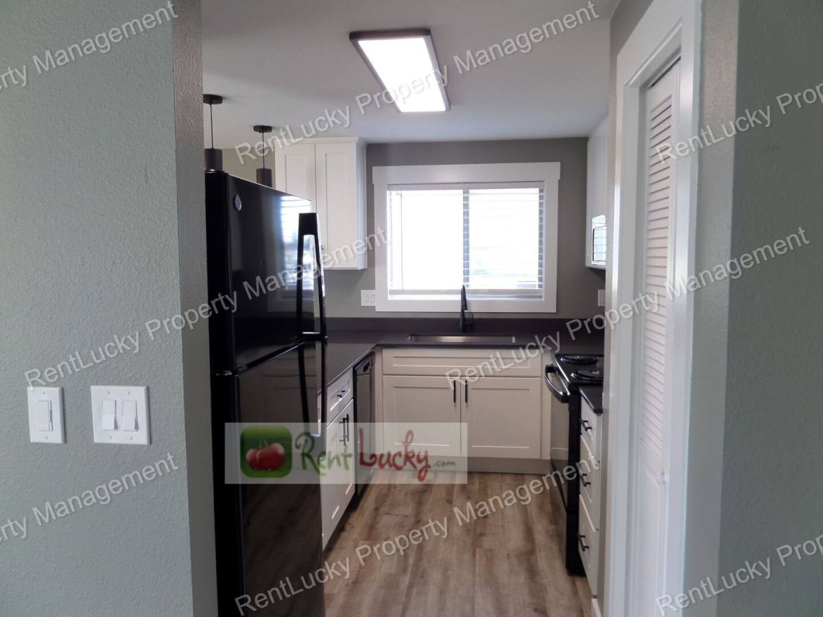 Apartment for rent at 2612 Laukala Place #D, Enumclaw, WA 98022